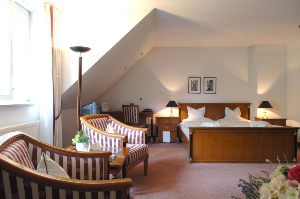 Hotel Gasthof Der Krug Stegaurach 部屋 写真