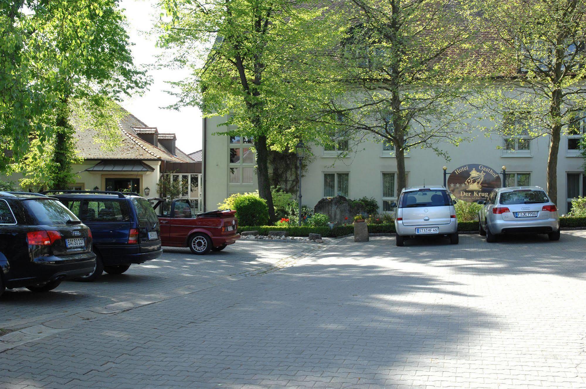 Hotel Gasthof Der Krug Stegaurach エクステリア 写真